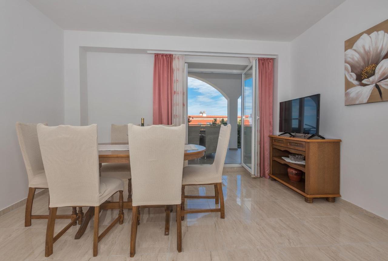 Apartman Pinto Макарска Экстерьер фото