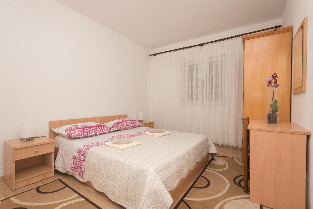 Apartman Pinto Макарска Номер фото