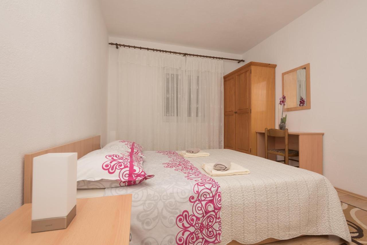 Apartman Pinto Макарска Экстерьер фото