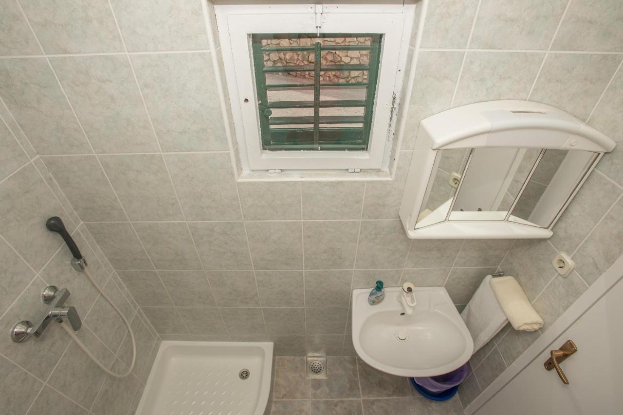 Apartman Pinto Макарска Экстерьер фото